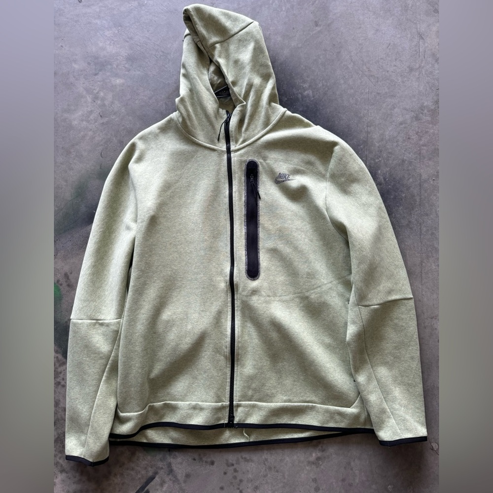 Nike full zip Tech Fleece